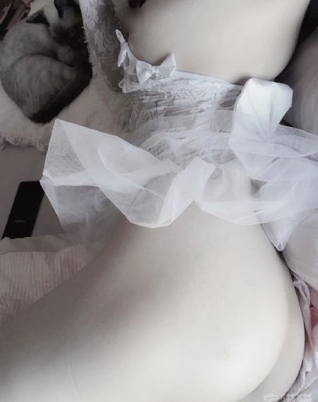年轻妻子的工作