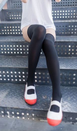 蓝川美夏