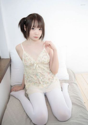 天降女子樱花