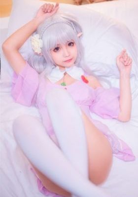 龚琳娜官宣离婚